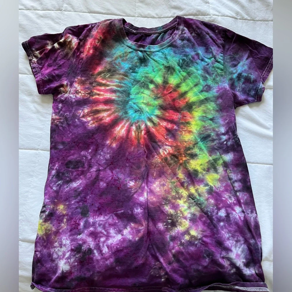 Vivid Tie-Dye T- Shirt - Picture 3 of 3